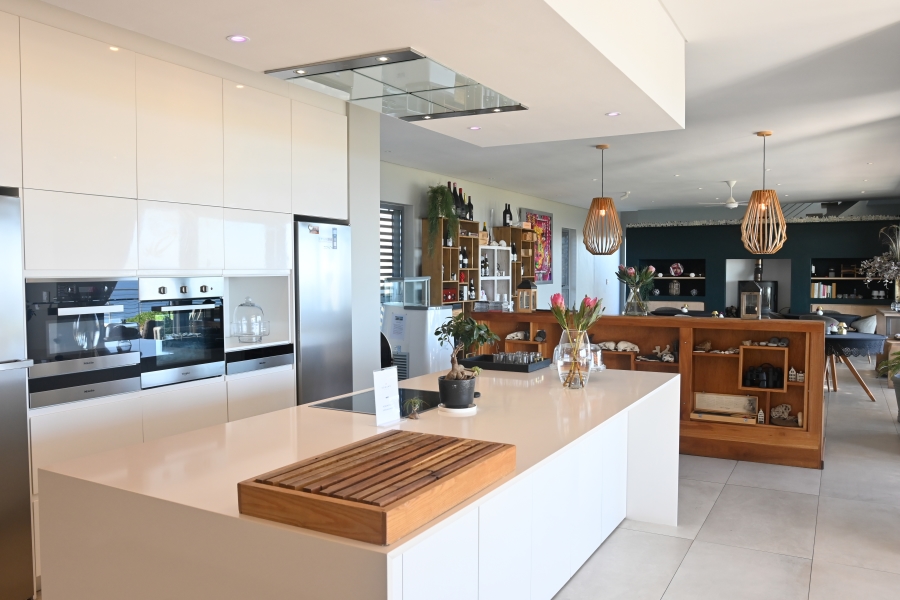 6 Bedroom Property for Sale in Romansbaai Estate Western Cape